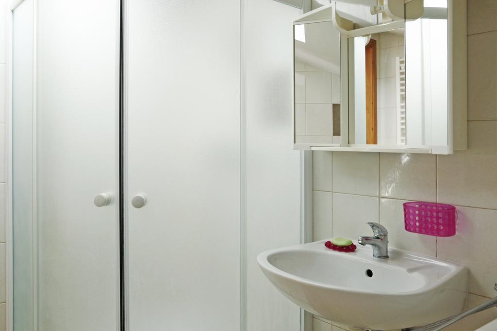Peachy House Lejlighed Rijeka Værelse billede